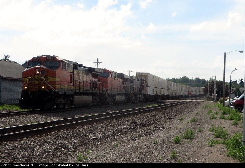 BNSF 5465 West